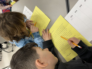 Second Graders Pick Apart a Note to Build Spelling Skills