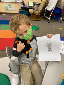Show-and-Tell Items Inspire 5K Students to Draw, Write and Spell