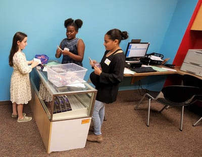 Fourth Graders Visit Biztown - Photo Number 2