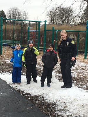 Officer Bohl with Students