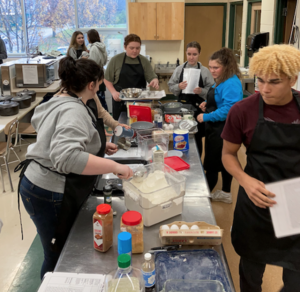 Baking Students Enjoy "5 Pies in 3 Days" Challenge