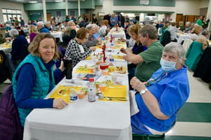 Dinner-and-a-Show Evening for Area Seniors Was a Hit!