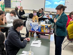 ASL Students Learn to Communicate Travel Plans With No-Voice Activity
