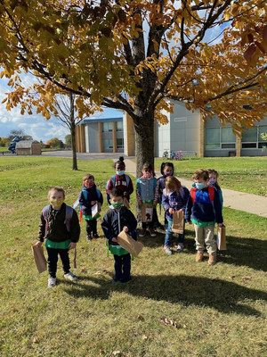 4K Students Go On Leaf Walk While Studying Autumn
